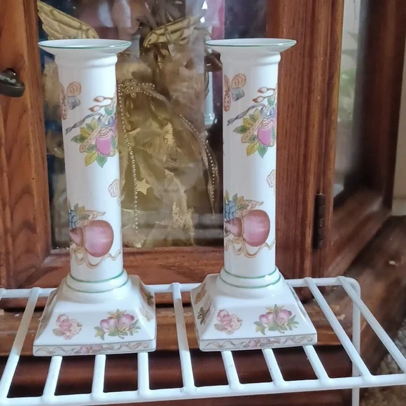 Andrea By Sadek Porcelain Column Candlestick Holders - Set of two 7" tall - Picture 1 of 2